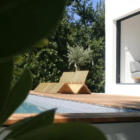 Ab61 Tiny Design House For Two